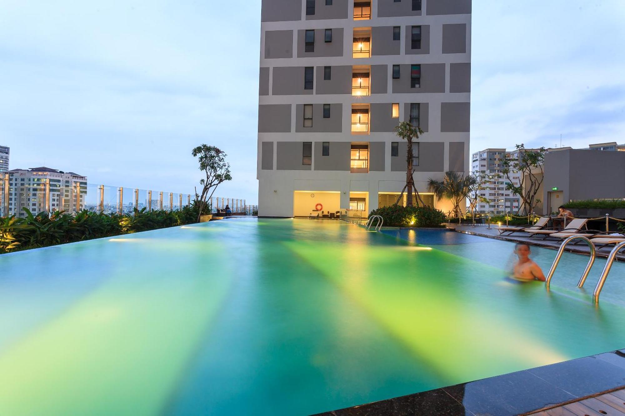 Spacious Saigon - Infinity Pool In Rivergate Ho Chi Minh-Byen Eksteriør billede